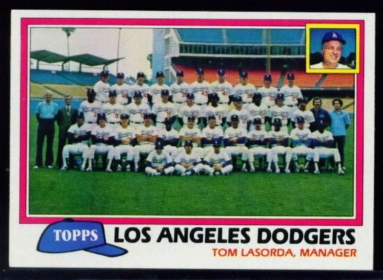 81T 679 Dodgers Team.jpg
